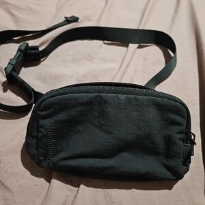 Lululemon Mini Belt Bag Black Crossbody Fanny Pack